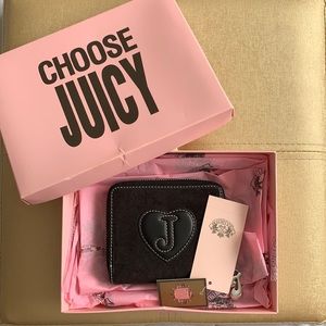 Juice Couture Black Velvet Wallet NWT in Box